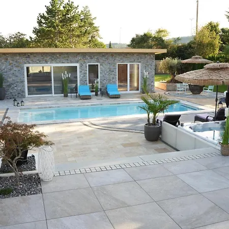 Casa Con Piscina * Ebenweiler