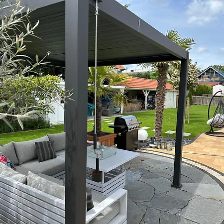 Casa Con Piscina *